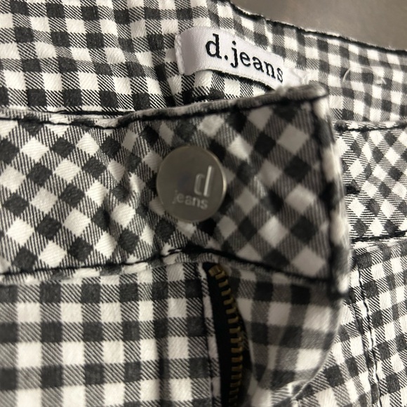 D. Jeans black and white checkered pants - Picture 5 of 10